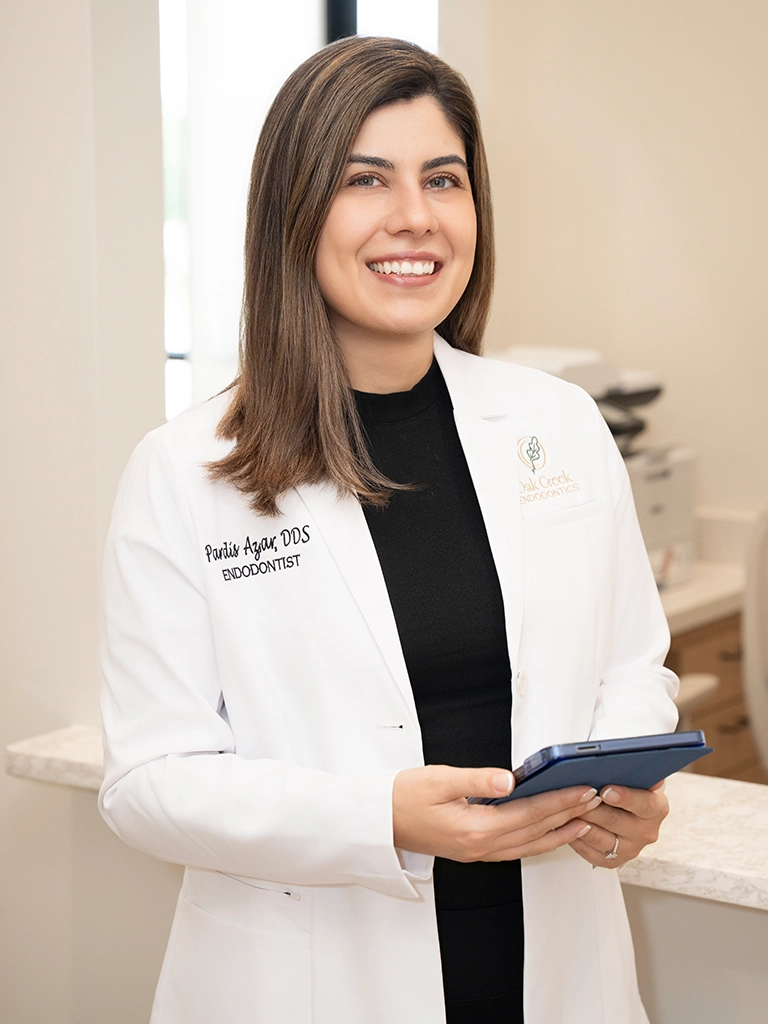 Oak-Creek-Endodontics-San-Antonio doctor pardis azar dds